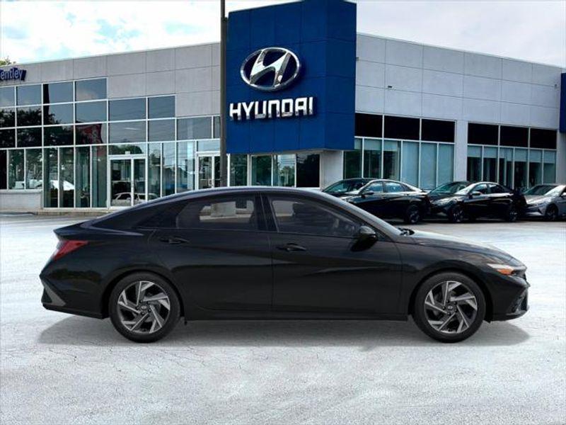 new 2025 Hyundai Elantra car, priced at $26,633