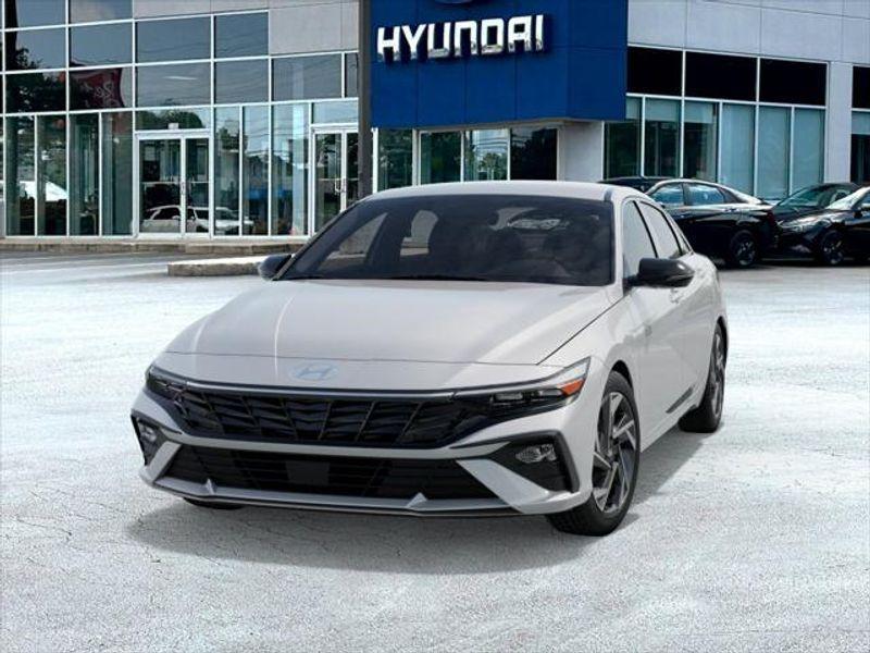 new 2025 Hyundai Elantra car, priced at $24,656