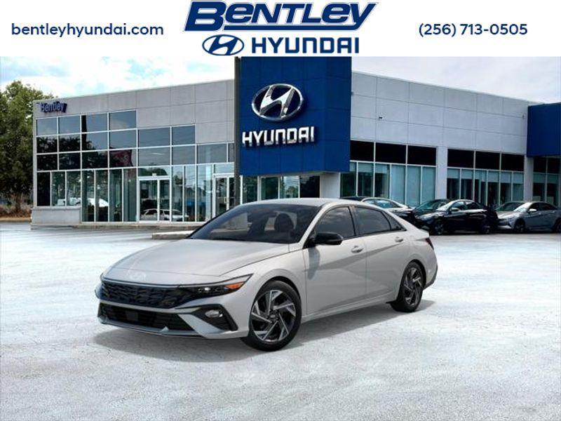 new 2025 Hyundai Elantra car, priced at $24,656