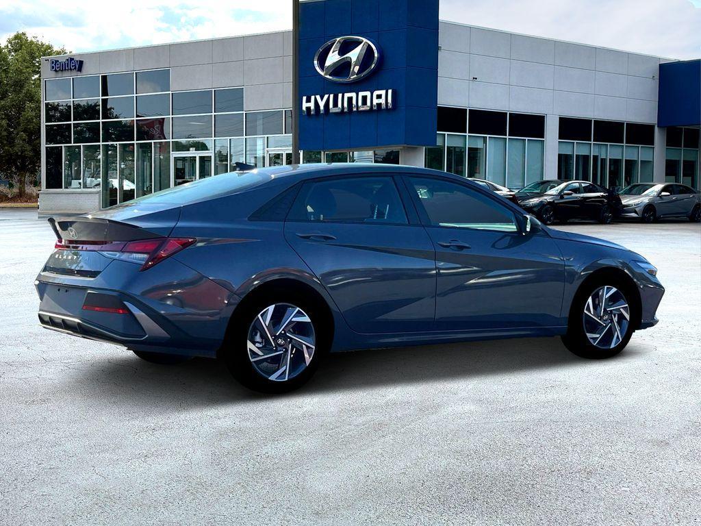 new 2025 Hyundai Elantra car, priced at $22,998