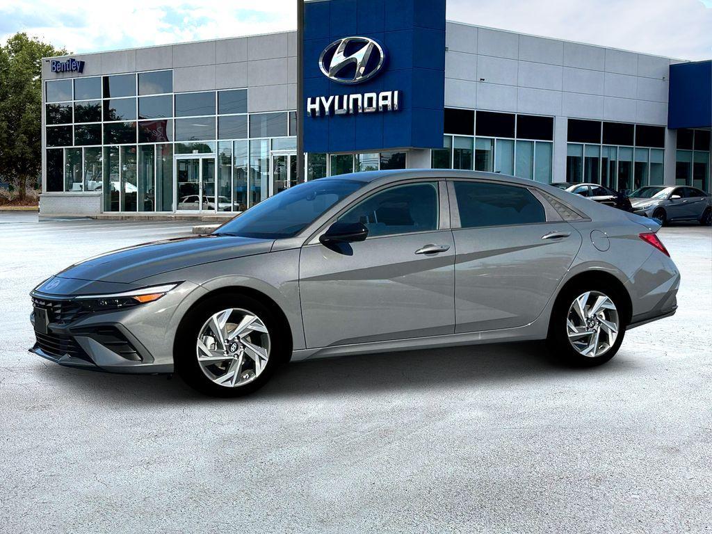 new 2025 Hyundai Elantra car, priced at $22,998