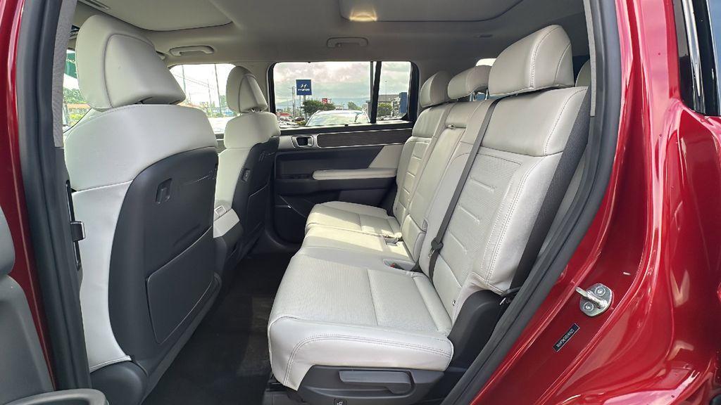 used 2024 Hyundai SANTA FE HEV car, priced at $36,780
