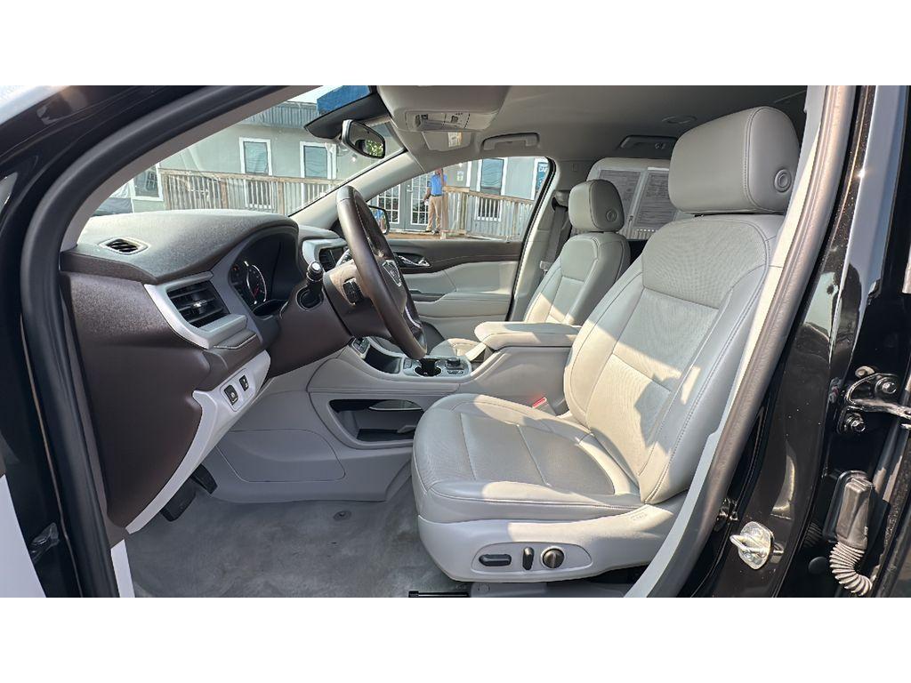 used 2023 GMC Acadia car, priced at $30,488