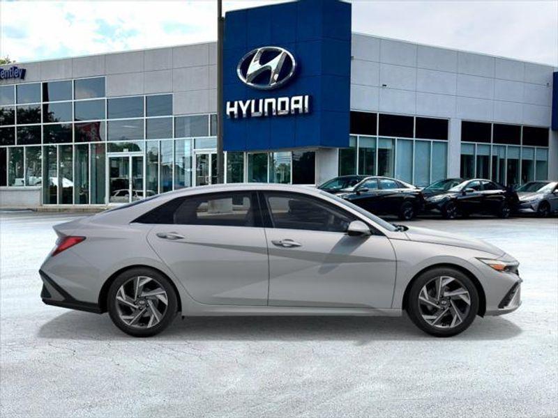 new 2025 Hyundai Elantra car, priced at $27,560