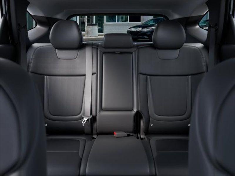 new 2025 Hyundai TUCSON Hybrid car, priced at $43,845