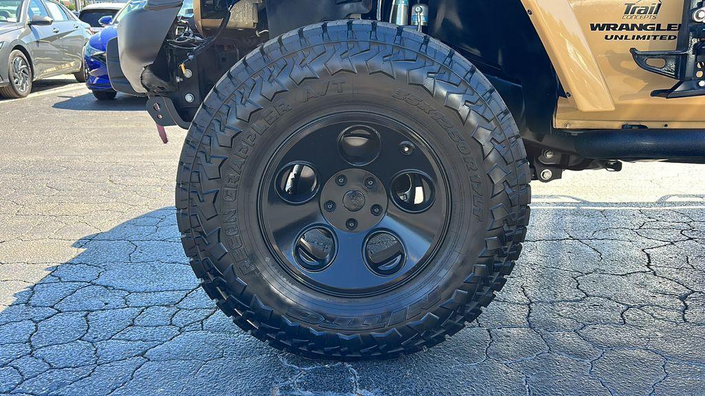 used 2013 Jeep Wrangler Unlimited car, priced at $20,990
