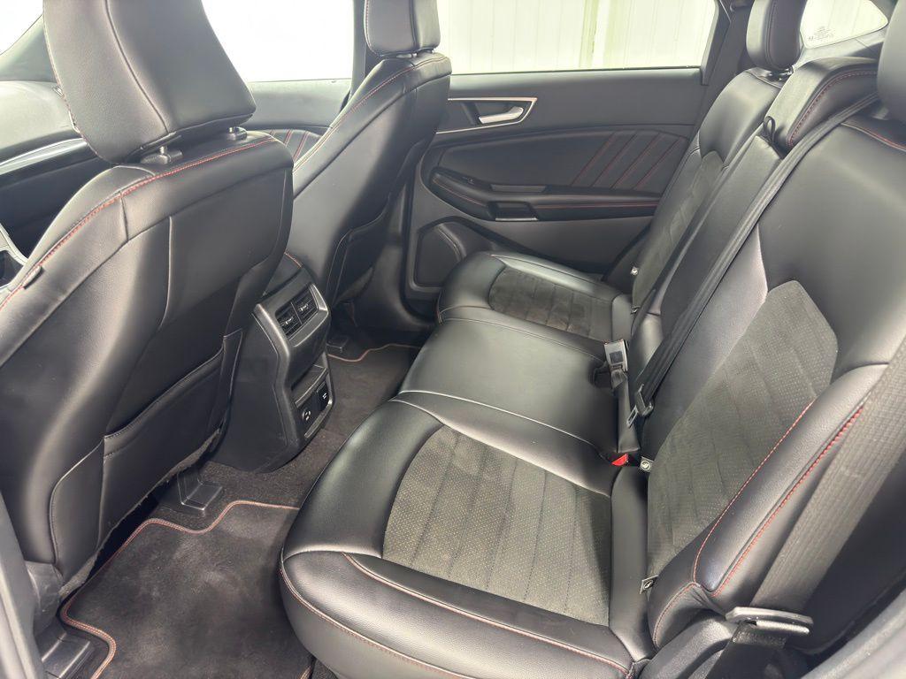 used 2021 Ford Edge car, priced at $27,700