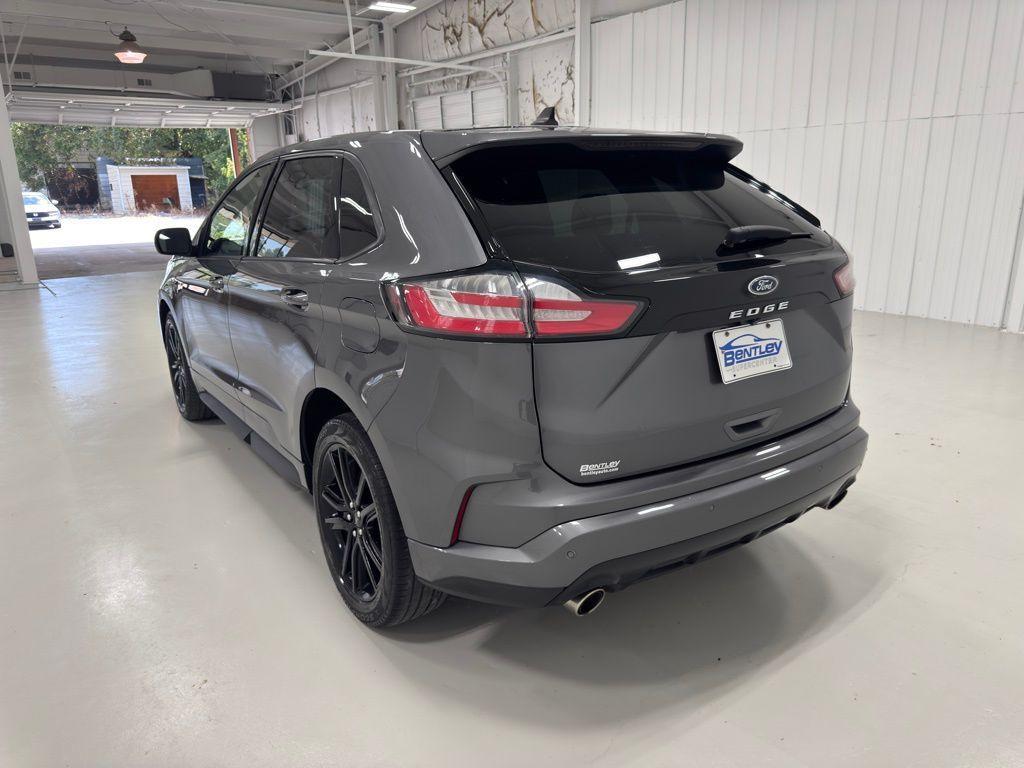 used 2021 Ford Edge car, priced at $27,700