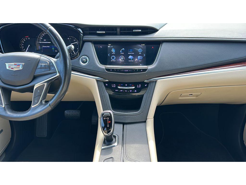used 2018 Cadillac XT5 car, priced at $17,998
