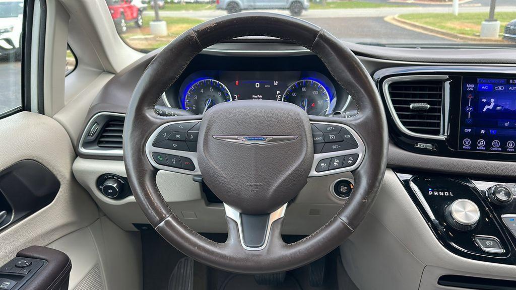 used 2017 Chrysler Pacifica car, priced at $12,788