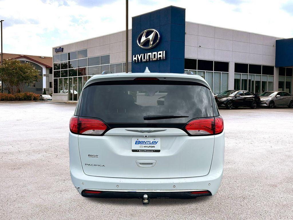 used 2017 Chrysler Pacifica car, priced at $12,788