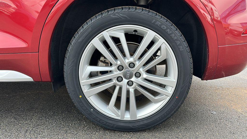 used 2018 Audi Q5 car, priced at $17,988