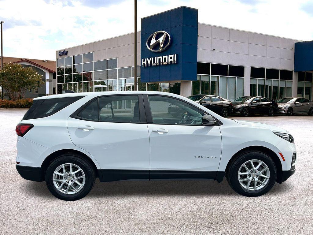 used 2022 Chevrolet Equinox car, priced at $19,942