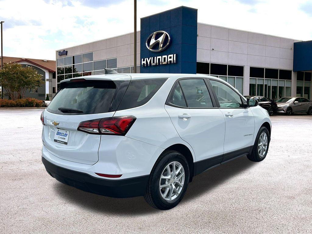 used 2022 Chevrolet Equinox car, priced at $19,942