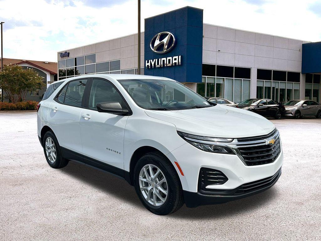 used 2022 Chevrolet Equinox car, priced at $19,942