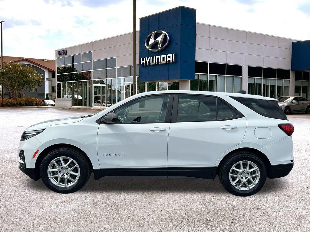 used 2022 Chevrolet Equinox car, priced at $19,942
