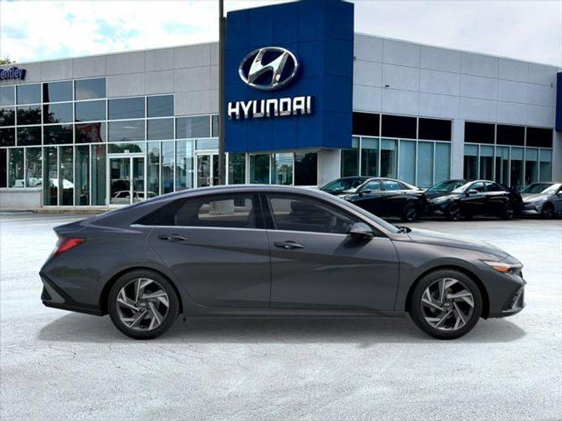 new 2025 Hyundai ELANTRA HEV car, priced at $30,682