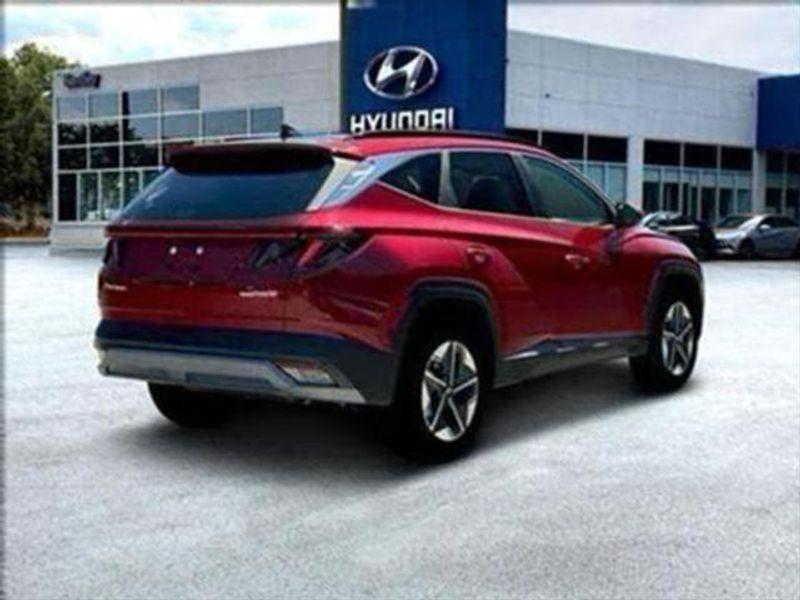 new 2025 Hyundai TUCSON Hybrid car, priced at $38,999