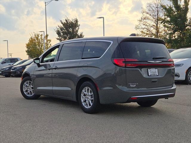 new 2025 Chrysler Pacifica car, priced at $44,815