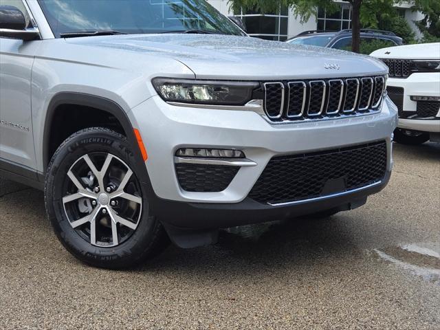 new 2025 Jeep Grand Cherokee car, priced at $44,146