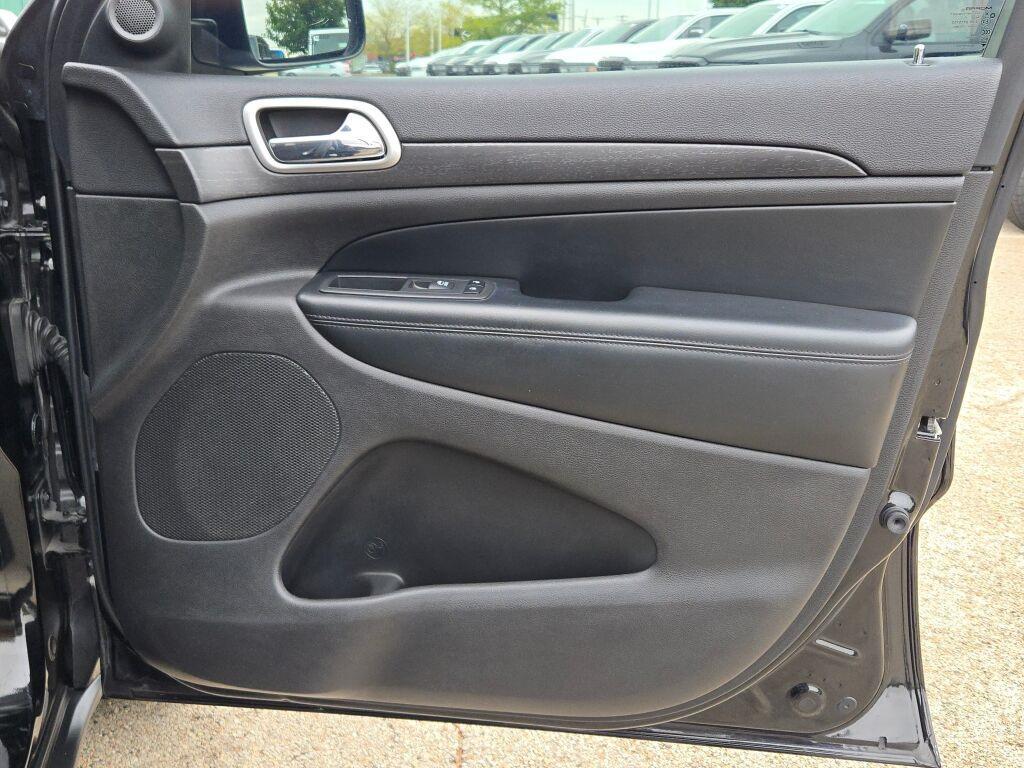 used 2018 Jeep Grand Cherokee car, priced at $15,996