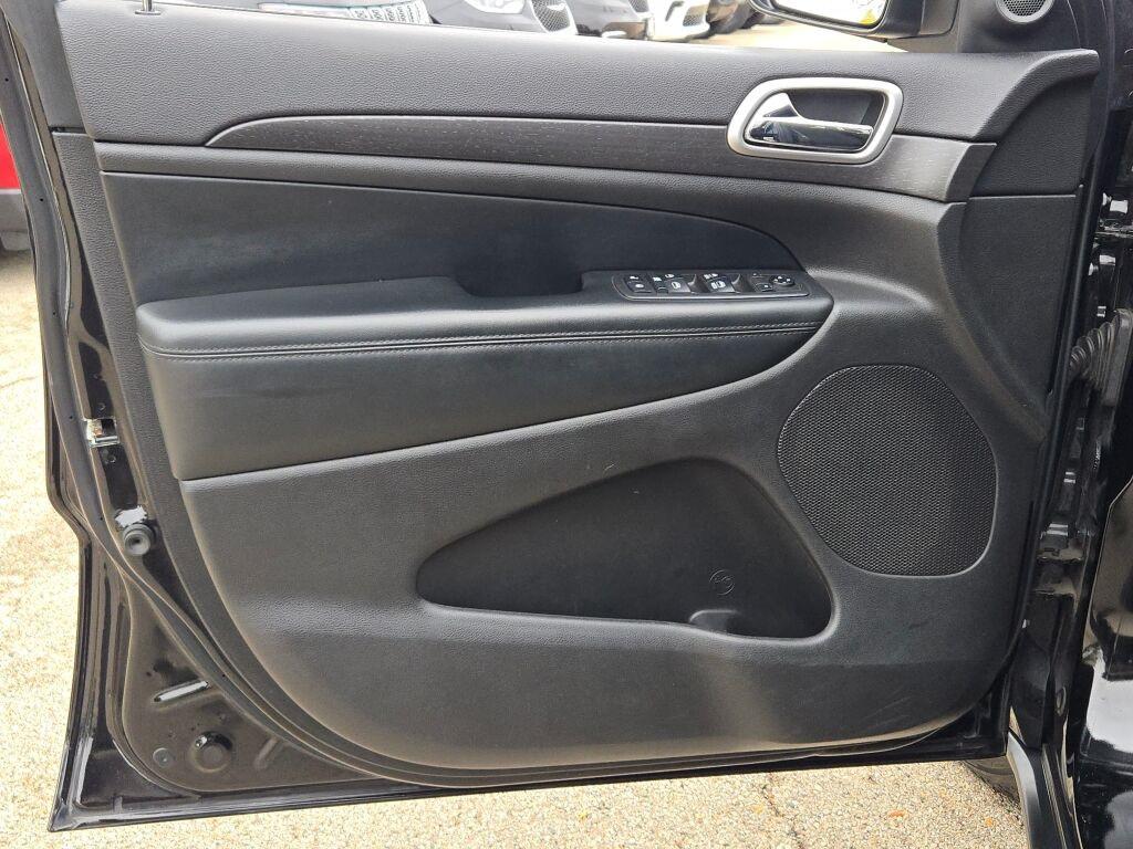 used 2018 Jeep Grand Cherokee car, priced at $15,996