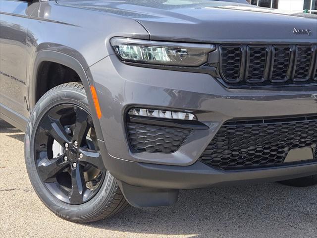 new 2025 Jeep Grand Cherokee car, priced at $45,535