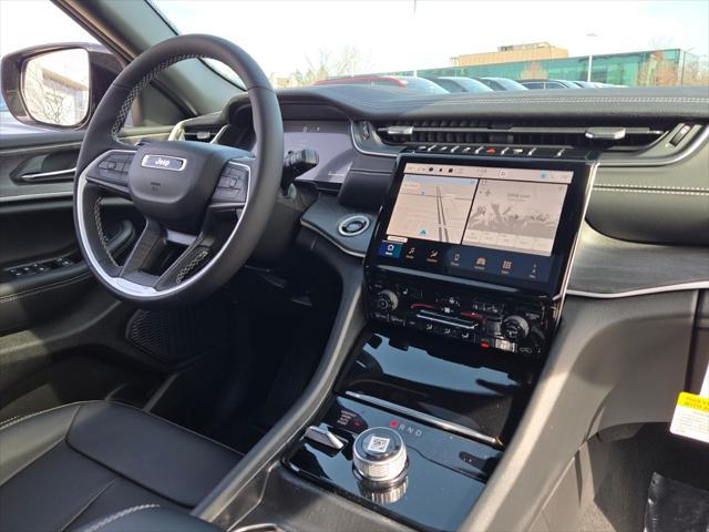 new 2025 Jeep Grand Cherokee car, priced at $45,535