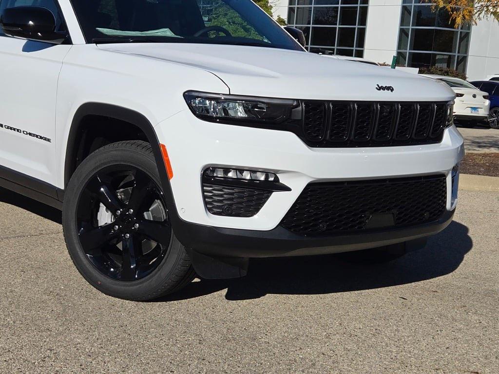 new 2025 Jeep Grand Cherokee car, priced at $48,490