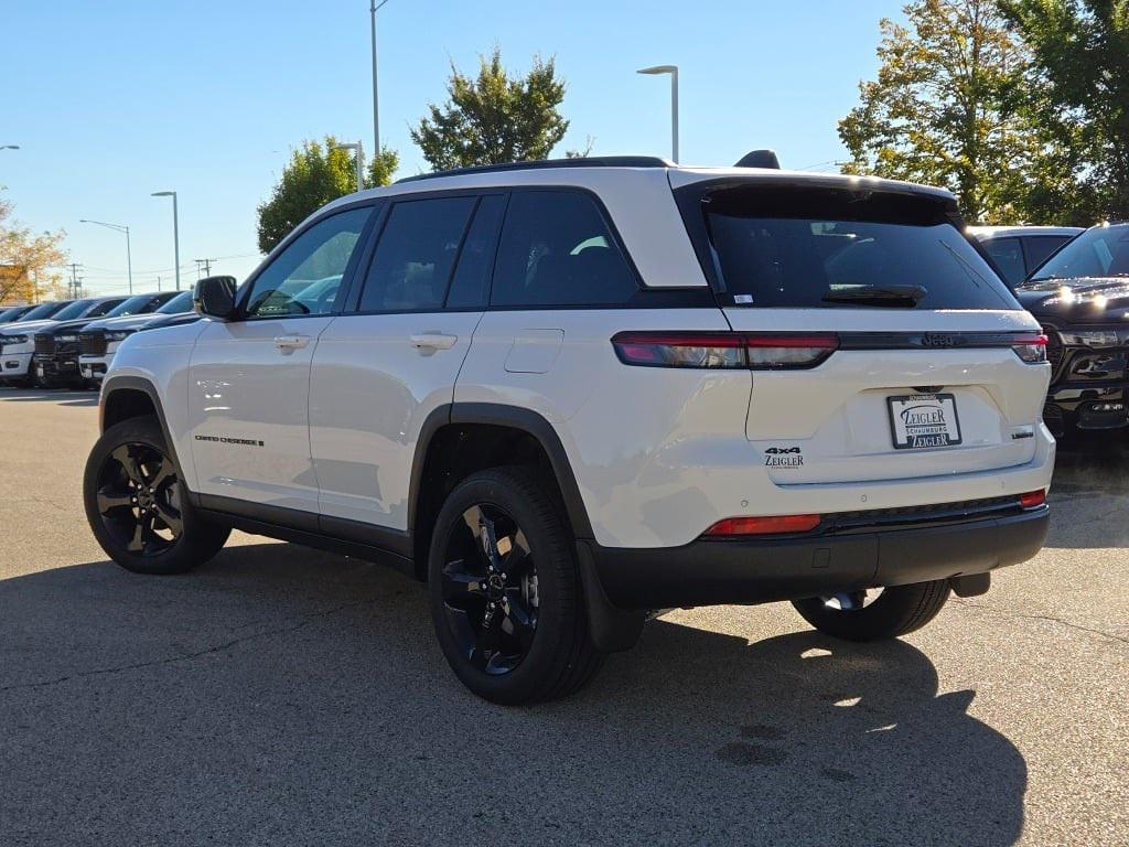 new 2025 Jeep Grand Cherokee car, priced at $48,490