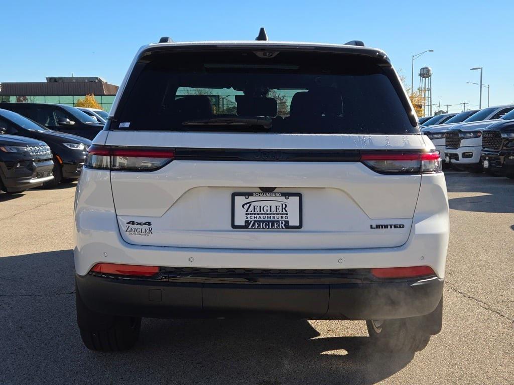 new 2025 Jeep Grand Cherokee car, priced at $48,490