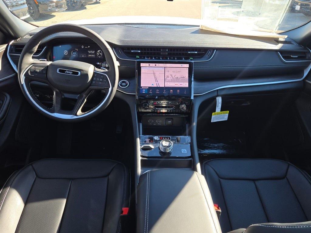 new 2025 Jeep Grand Cherokee car, priced at $48,490