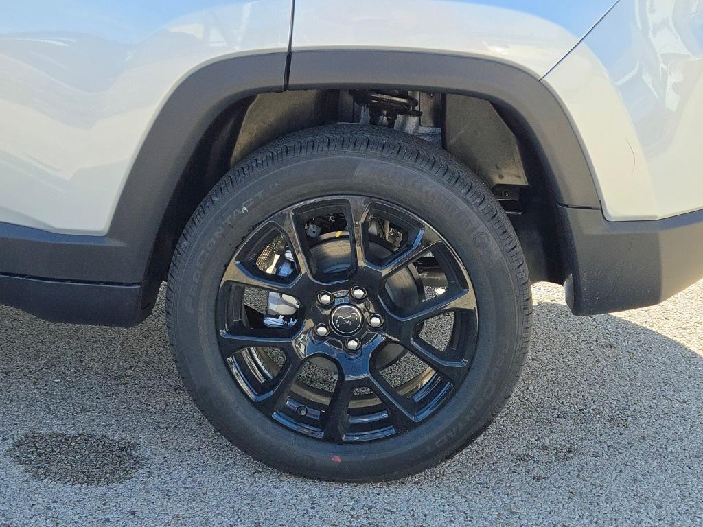 new 2025 Jeep Compass car, priced at $31,305