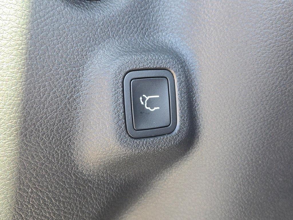 new 2025 Jeep Compass car, priced at $31,305