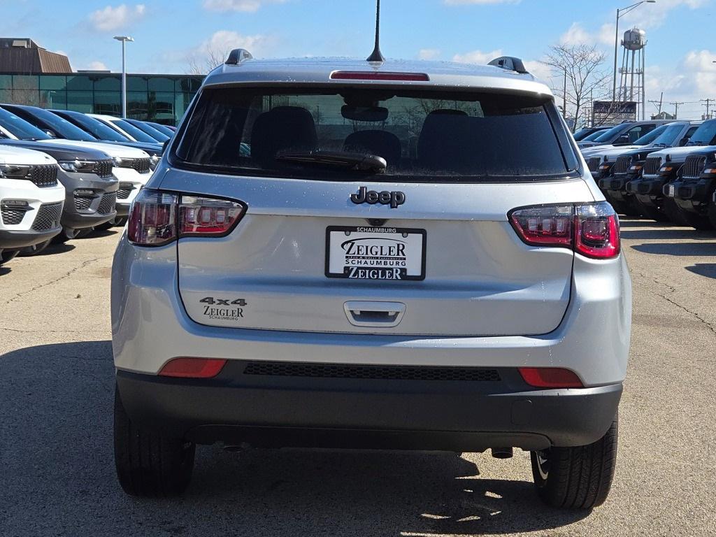 new 2025 Jeep Compass car, priced at $31,305