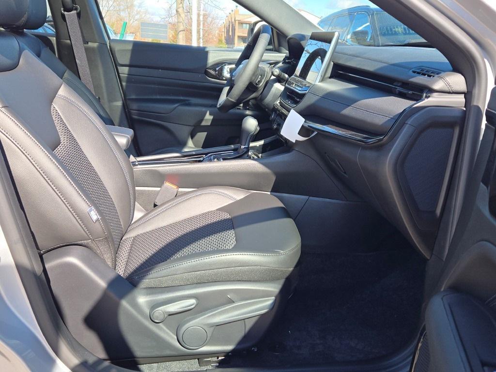 new 2025 Jeep Compass car, priced at $31,305