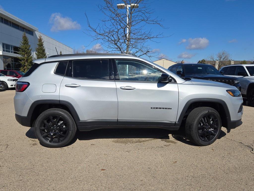 new 2025 Jeep Compass car, priced at $31,305