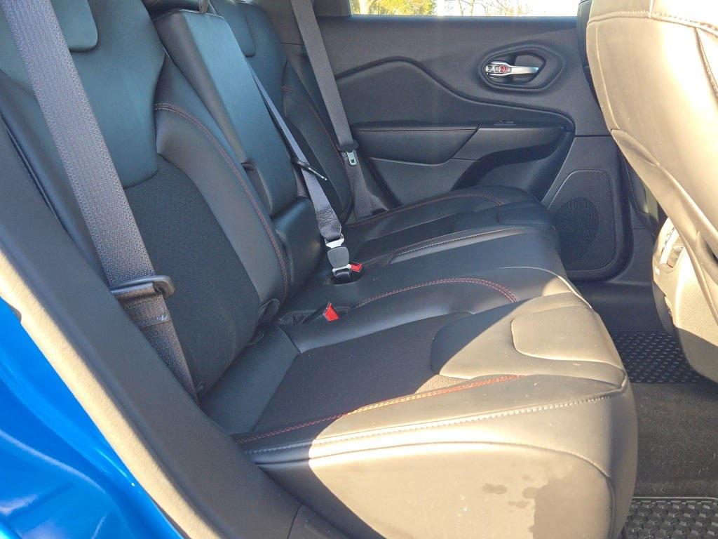 used 2021 Jeep Cherokee car, priced at $22,724