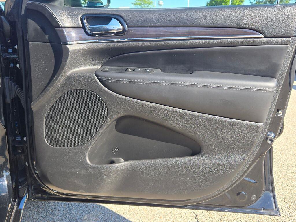 used 2019 Jeep Grand Cherokee car, priced at $21,999