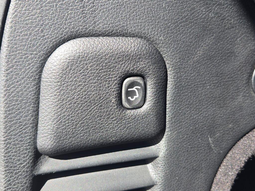 used 2019 Jeep Grand Cherokee car, priced at $21,999