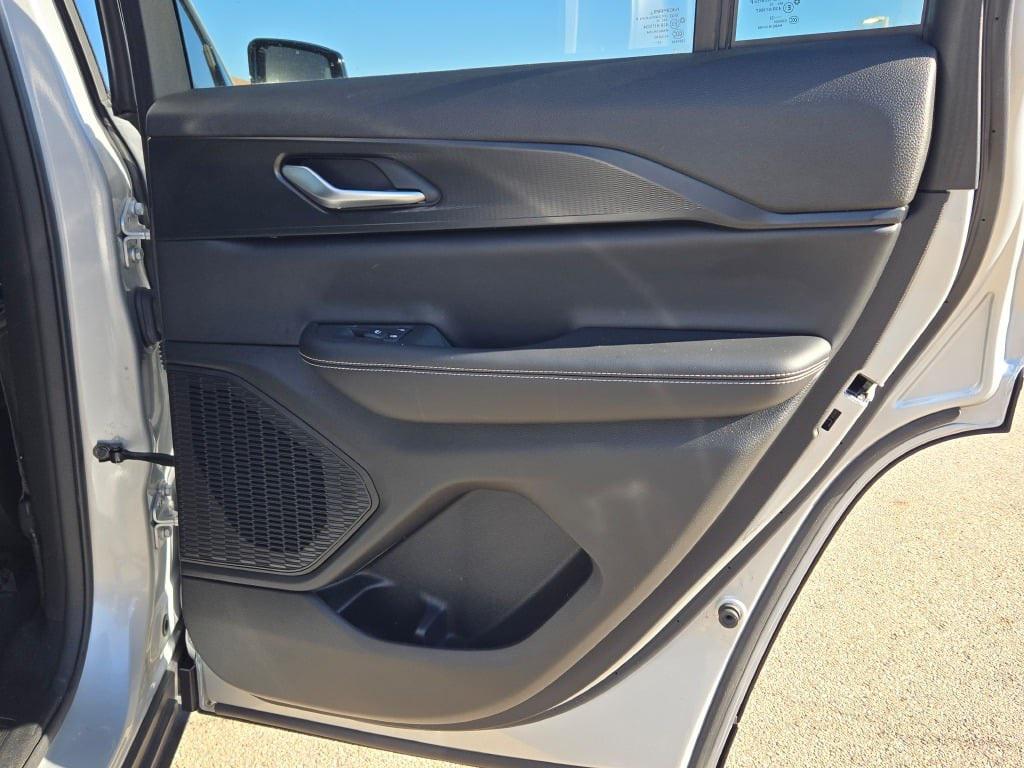 used 2023 Jeep Grand Cherokee car, priced at $32,972