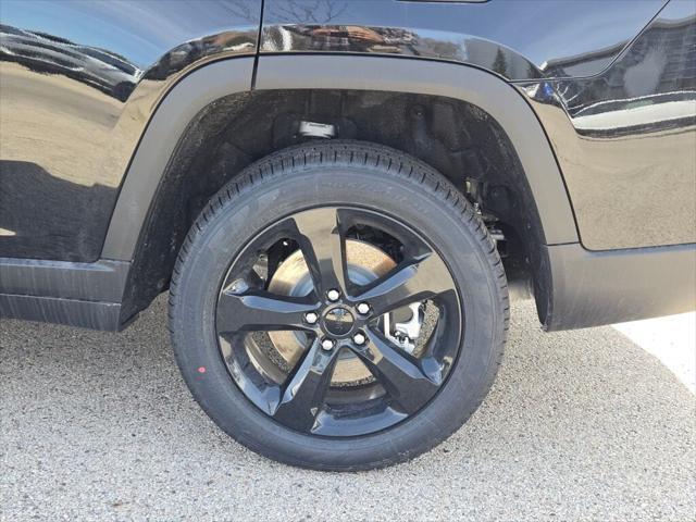 new 2025 Jeep Grand Cherokee L car, priced at $48,557