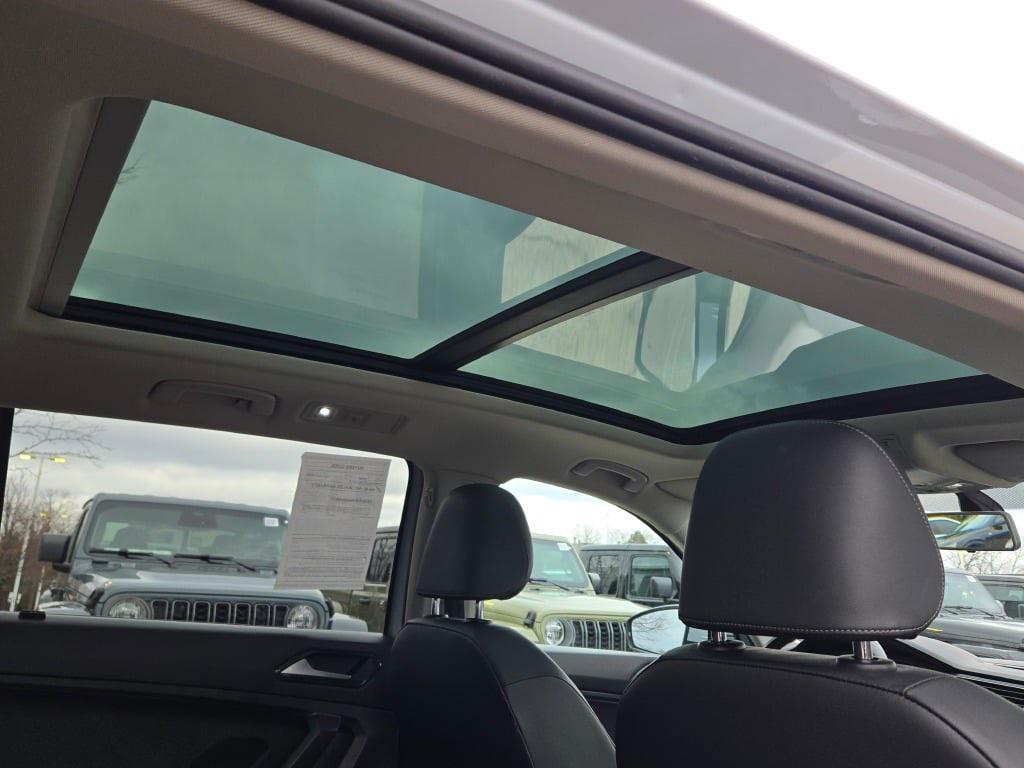 used 2018 Volkswagen Tiguan car, priced at $16,792