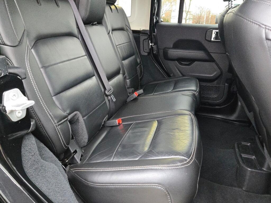 used 2022 Jeep Wrangler Unlimited car, priced at $33,931