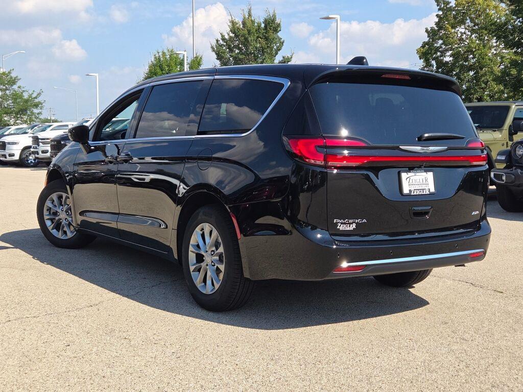 new 2026 Chrysler Pacifica car, priced at $44,470