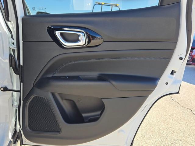 new 2025 Jeep Compass car, priced at $26,260