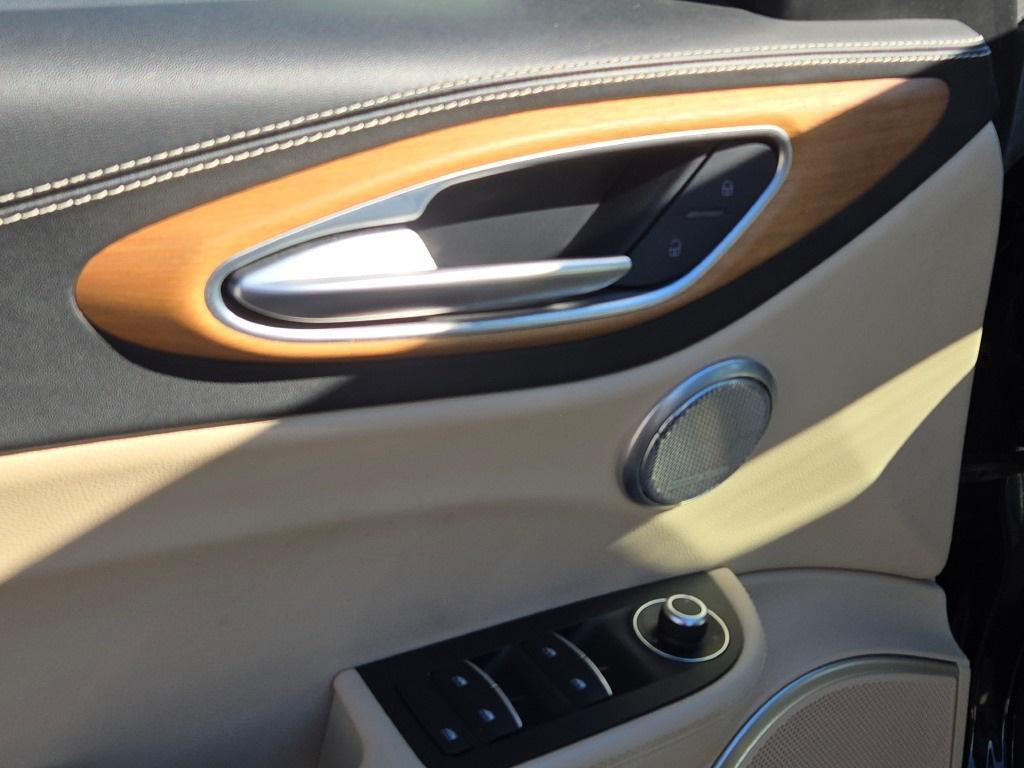 used 2019 Alfa Romeo Giulia car, priced at $19,372