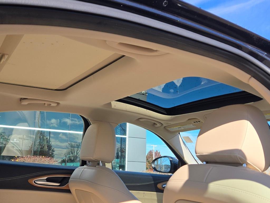 used 2019 Alfa Romeo Giulia car, priced at $19,372