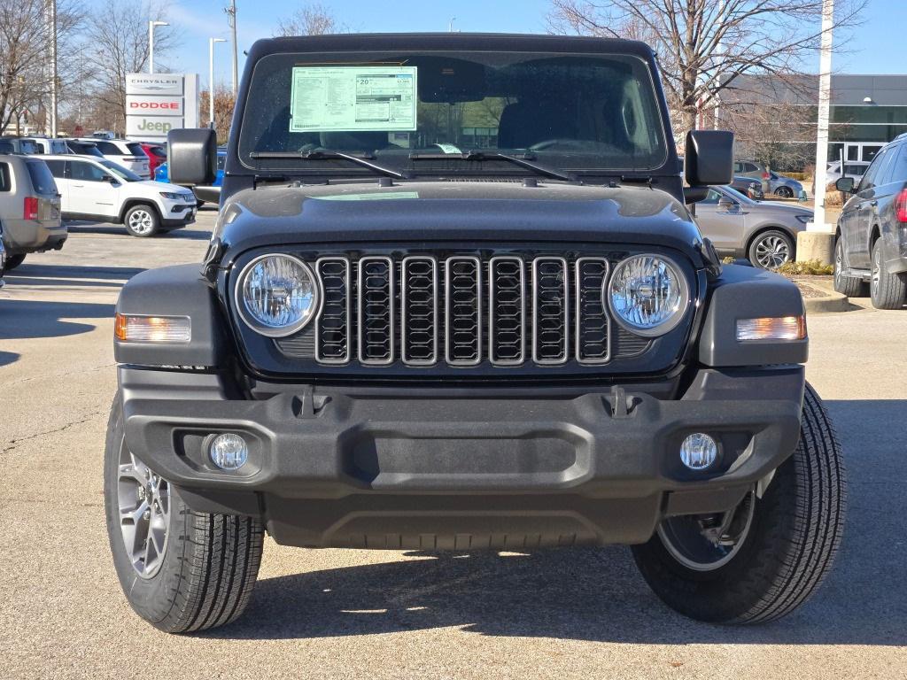 new 2025 Jeep Wrangler car, priced at $46,645