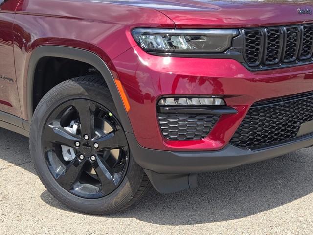 new 2025 Jeep Grand Cherokee car, priced at $44,121